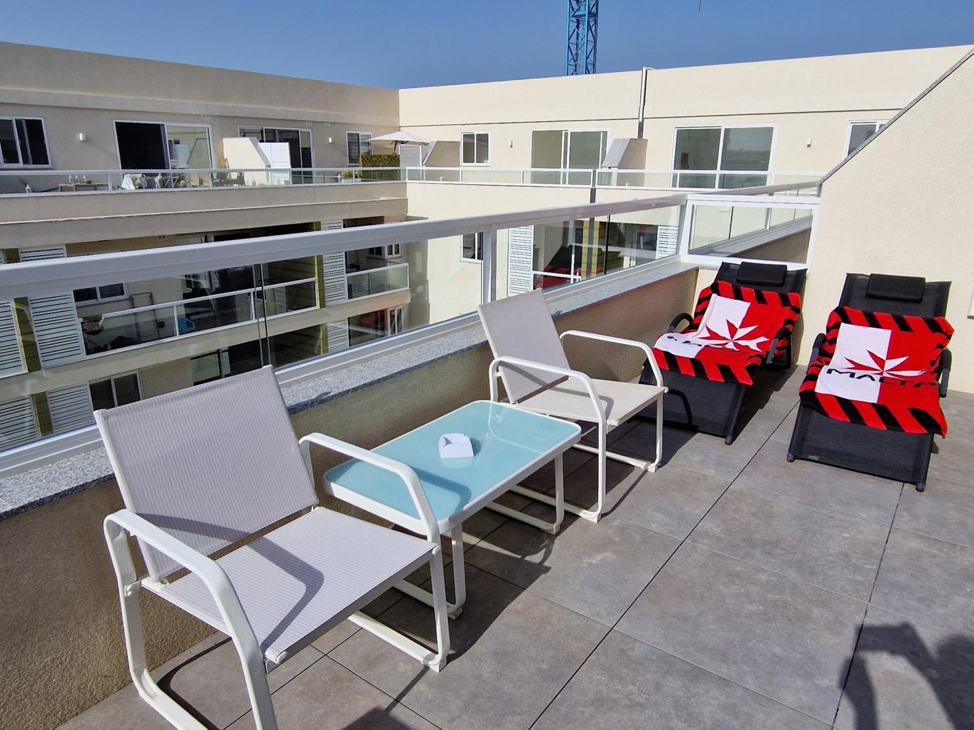 Sea View New Penthouse Terrace & Garage Parking